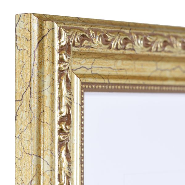 Admire ce coin de cadre photo en bois baroque argent antique. Ornements floraux et perlé délicat t'attendent chez MonCadrePréféré.