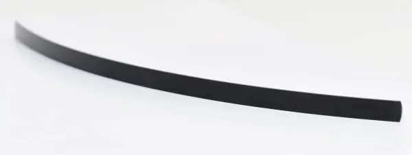 Vue frontale de nos ressorts de tension, pièces détachées en bois pour cadres. Essentielles pour fixer tes photos dans ton cadre MonCadrePréféré en bois.