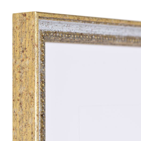 Découvre cet angle de cadre en bois blanc. Un style classique, antique avec finition perlée. Ton MonCadrePréféré idéal pour ta déco.