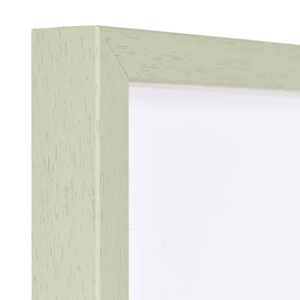 Découvre l'angle détaillé de ce cadre photo MonCadrePréféré moderne en bois, vert, parfait pour tes posters.