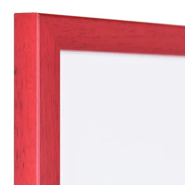 Découvre l'angle de ton cadre photo en bois rouge laqué étroit de MonCadrePréféré : structure visible, surface lisse.