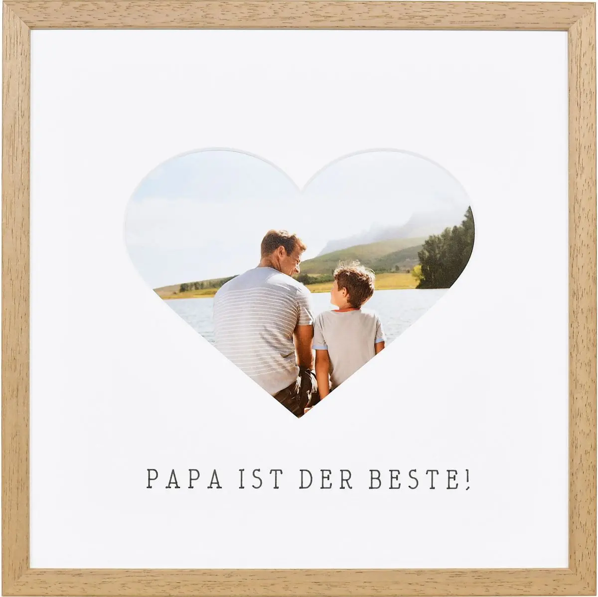 Découvre ce cadre photo MonCadrePréféré en bois de chêne avec passe-partout cœur, un cadeau unique pour ton Papa.
