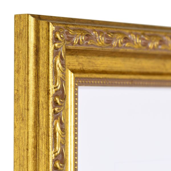 Admire cet angle de cadre en bois Lysann baroque, or vieilli, motifs floraux et délicat chapelet de perles.